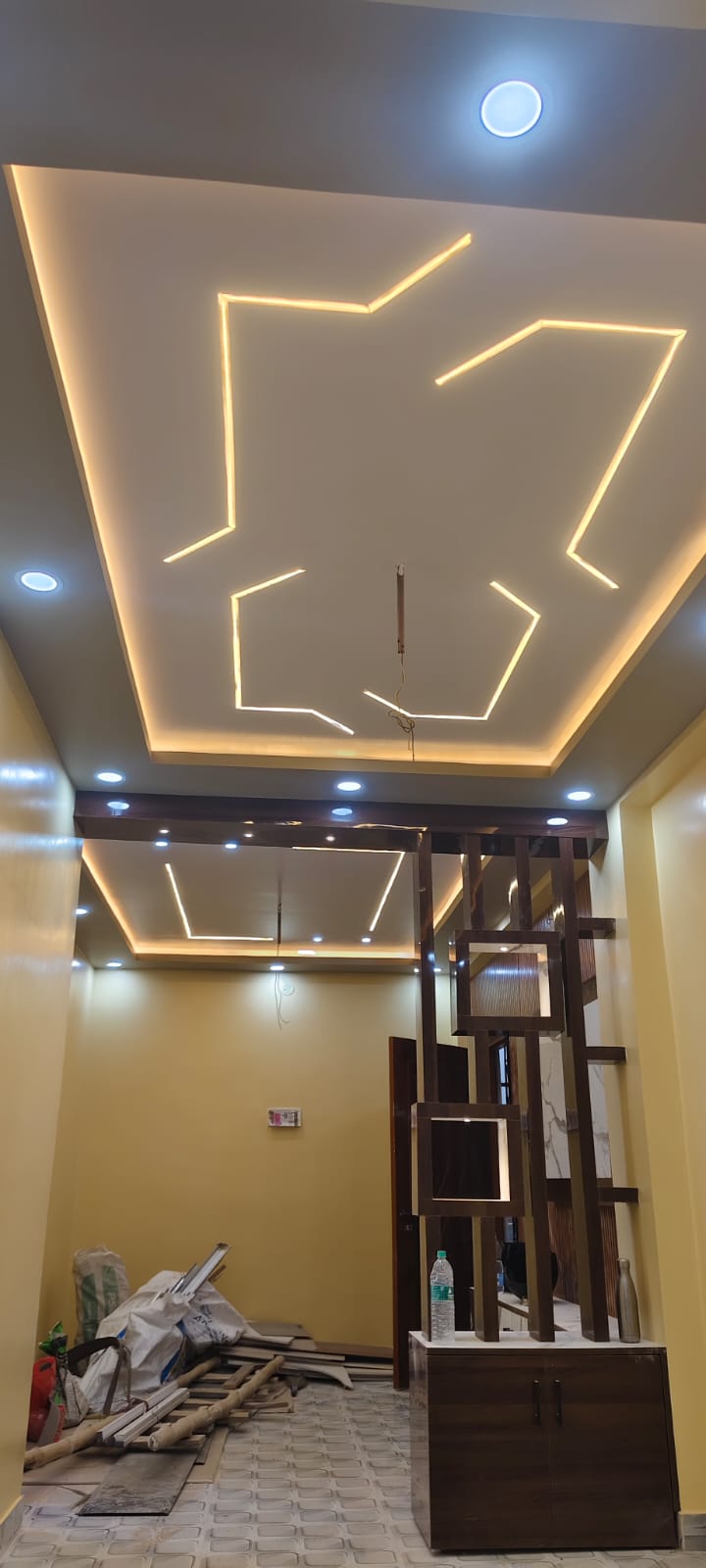 Ceiling 1